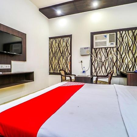 Hotel Sartaj Лудхиана Экстерьер фото